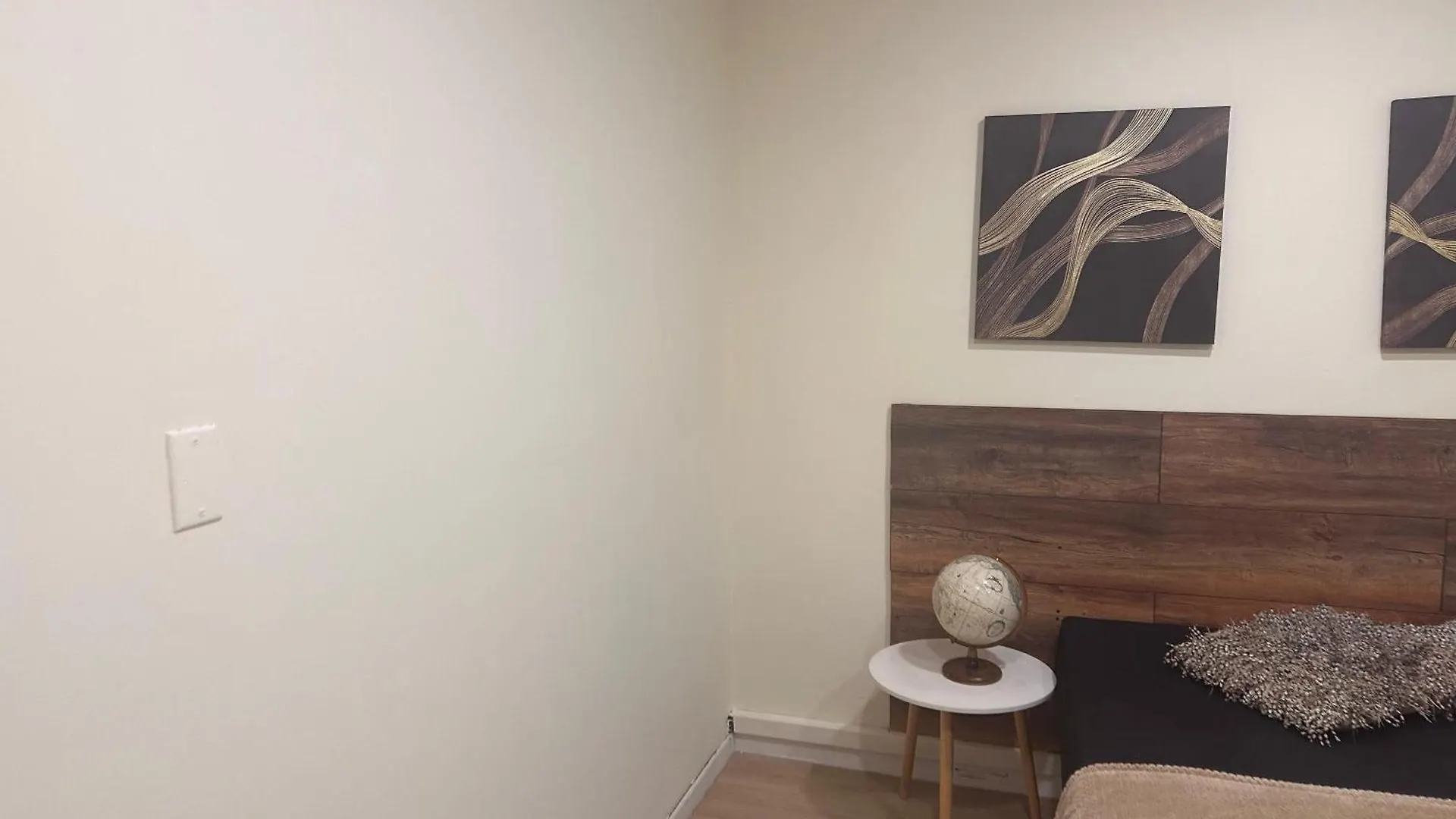 Homestay Cinco Living Apartment Medellin Colombia
