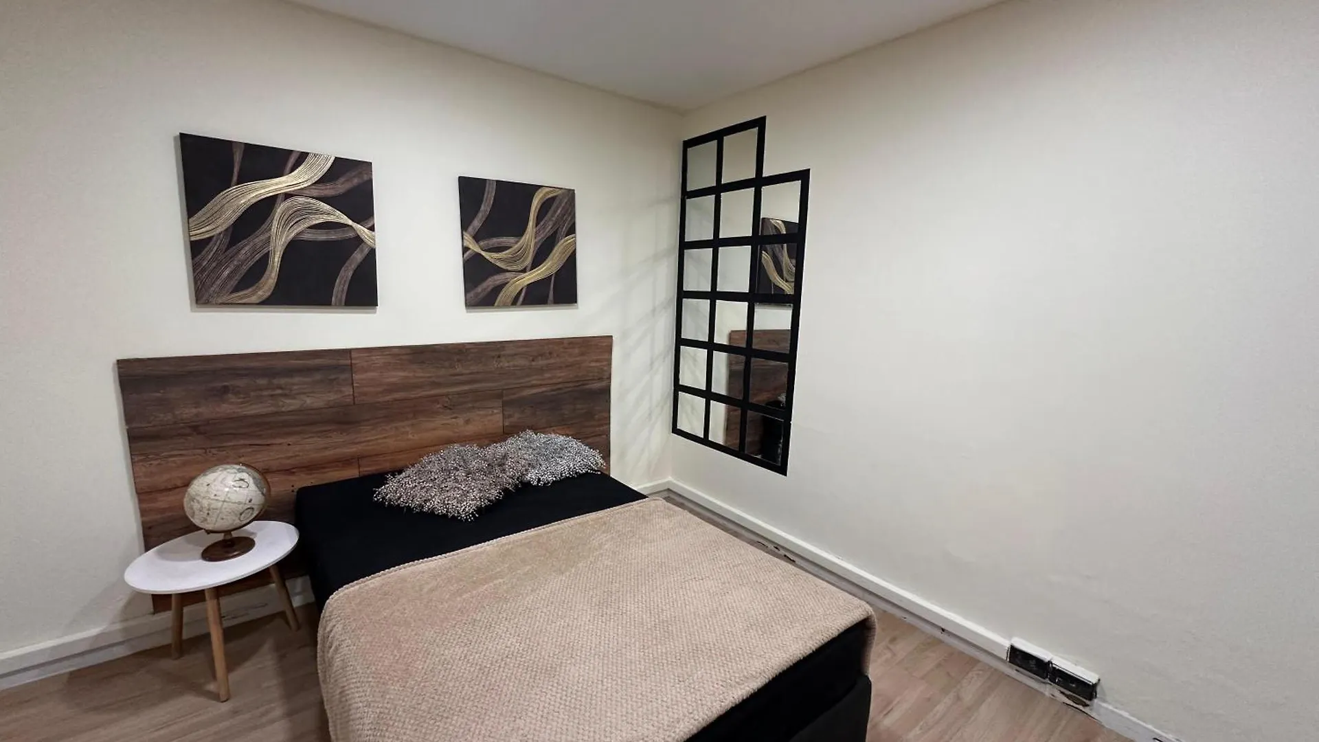 Cinco Living location